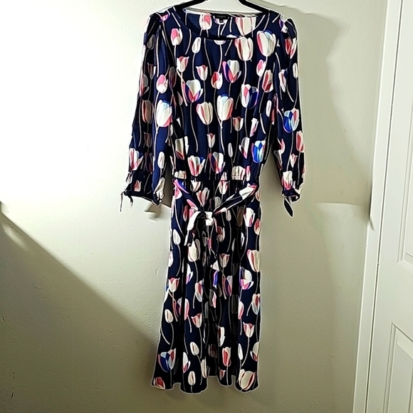 Talbotts tulip dress. large petite. Tie at waist. 2 big pockets. Blue/pink. Nice - Picture 3 of 11